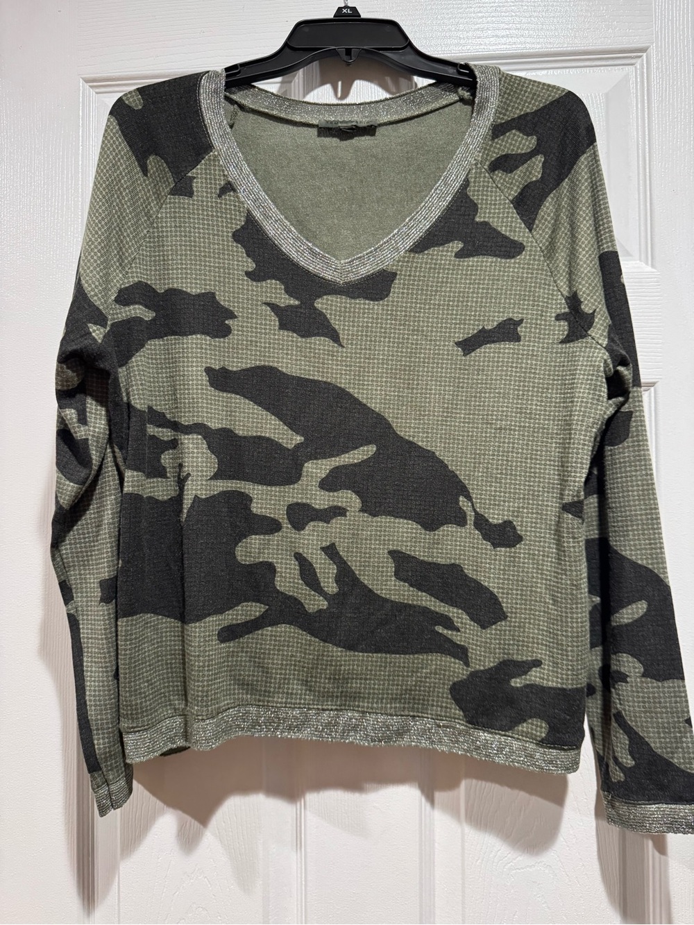 Tempo Paris Olive Camo V-Neck Long Sleeve Top